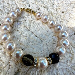VINTAGE FAUX PEARL RHINESTONE BRACELET